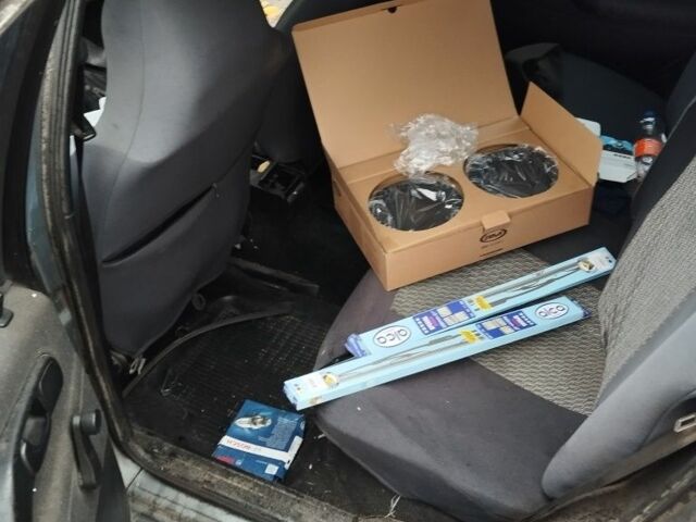 Сірий Фольксваген 1600, об'ємом двигуна 2 л та пробігом 300 тис. км за 1450 $, фото 1 на Automoto.ua