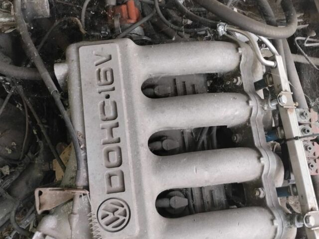 Зелений Фольксваген 1600, об'ємом двигуна 2 л та пробігом 250 тис. км за 650 $, фото 3 на Automoto.ua