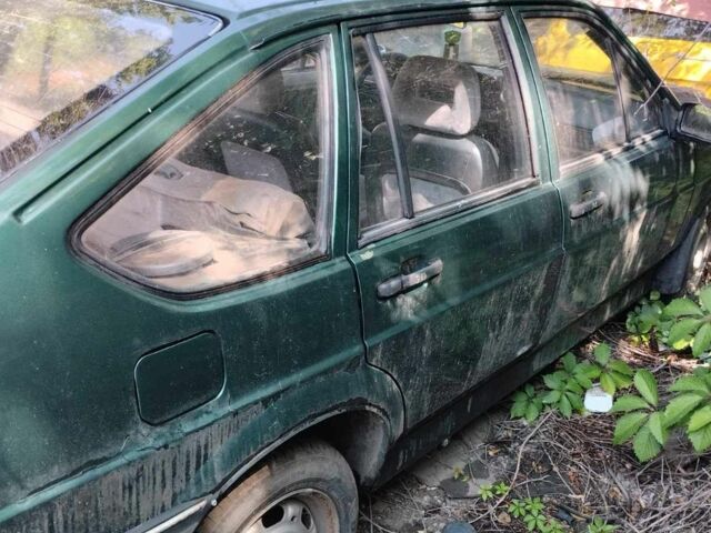 Зелений Фольксваген 1600, об'ємом двигуна 2 л та пробігом 250 тис. км за 650 $, фото 1 на Automoto.ua