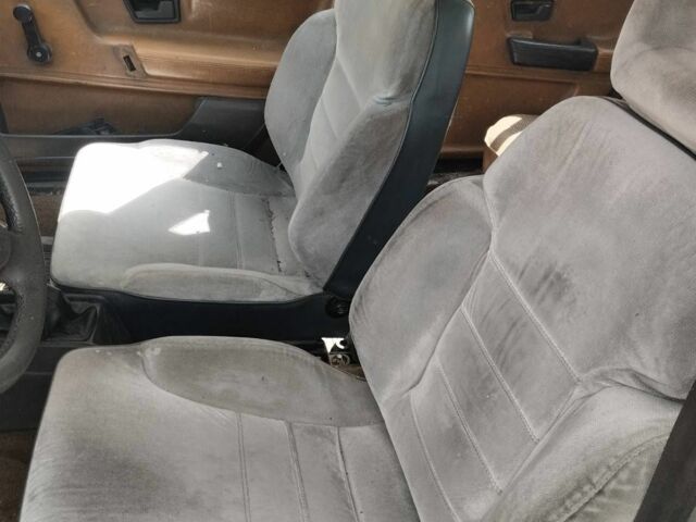 Зелений Фольксваген 1600, об'ємом двигуна 2 л та пробігом 250 тис. км за 650 $, фото 6 на Automoto.ua