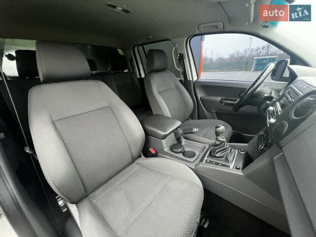 Белый Фольксваген Амарок, объемом двигателя 1.97 л и пробегом 282 тыс. км за 16299 $, фото 23 на Automoto.ua