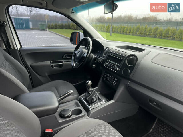 Белый Фольксваген Амарок, объемом двигателя 1.97 л и пробегом 282 тыс. км за 16299 $, фото 22 на Automoto.ua