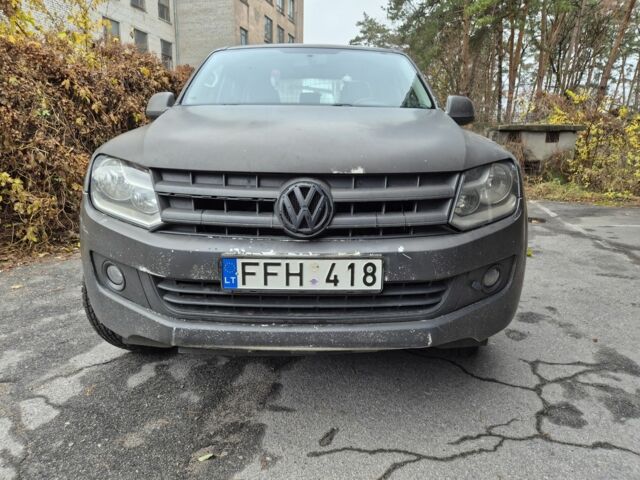 Белый Фольксваген Амарок, объемом двигателя 2 л и пробегом 185 тыс. км за 7300 $, фото 2 на Automoto.ua