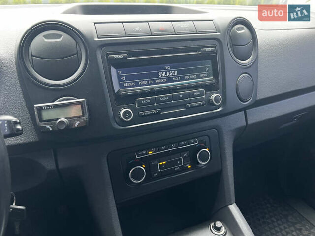 Белый Фольксваген Амарок, объемом двигателя 1.97 л и пробегом 282 тыс. км за 16450 $, фото 31 на Automoto.ua