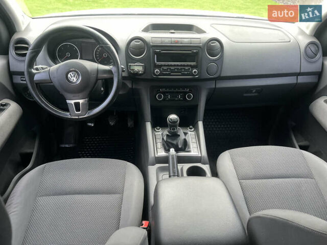 Белый Фольксваген Амарок, объемом двигателя 1.97 л и пробегом 282 тыс. км за 16450 $, фото 28 на Automoto.ua