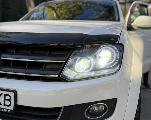 Білий Фольксваген Амарок, об'ємом двигуна 1.97 л та пробігом 223 тис. км за 22300 $, фото 27 на Automoto.ua