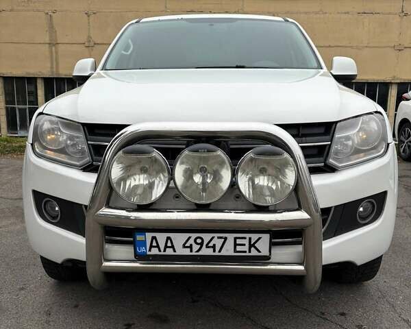 Білий Фольксваген Амарок, об'ємом двигуна 1.97 л та пробігом 415 тис. км за 14500 $, фото 3 на Automoto.ua