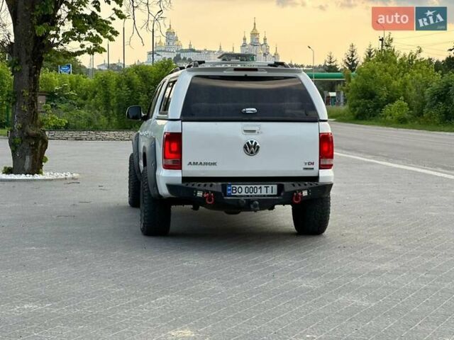 Белый Фольксваген Амарок, объемом двигателя 2 л и пробегом 340 тыс. км за 19900 $, фото 1 на Automoto.ua