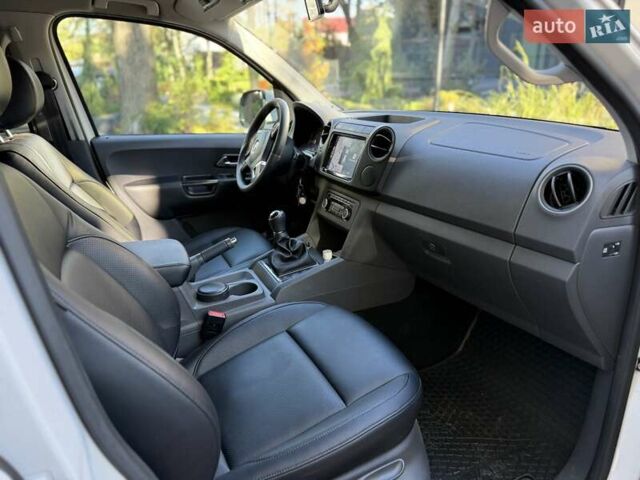 Білий Фольксваген Амарок, об'ємом двигуна 1.97 л та пробігом 223 тис. км за 22300 $, фото 49 на Automoto.ua