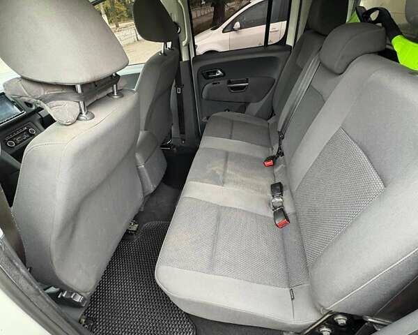 Білий Фольксваген Амарок, об'ємом двигуна 1.97 л та пробігом 415 тис. км за 14500 $, фото 10 на Automoto.ua