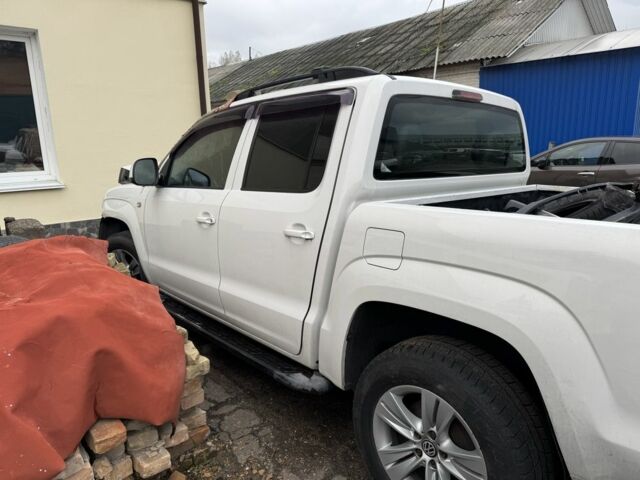 Белый Фольксваген Амарок, объемом двигателя 0 л и пробегом 150 тыс. км за 6000 $, фото 5 на Automoto.ua