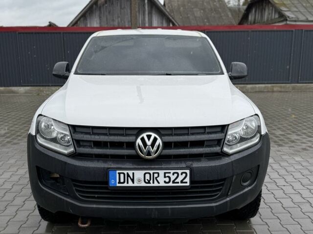 Белый Фольксваген Амарок, объемом двигателя 2 л и пробегом 87 тыс. км за 3500 $, фото 3 на Automoto.ua