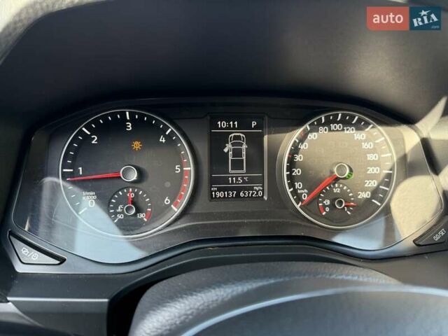 Белый Фольксваген Амарок, объемом двигателя 1.97 л и пробегом 196 тыс. км за 23500 $, фото 10 на Automoto.ua