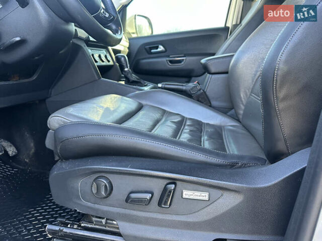 Белый Фольксваген Амарок, объемом двигателя 1.97 л и пробегом 255 тыс. км за 19000 $, фото 10 на Automoto.ua