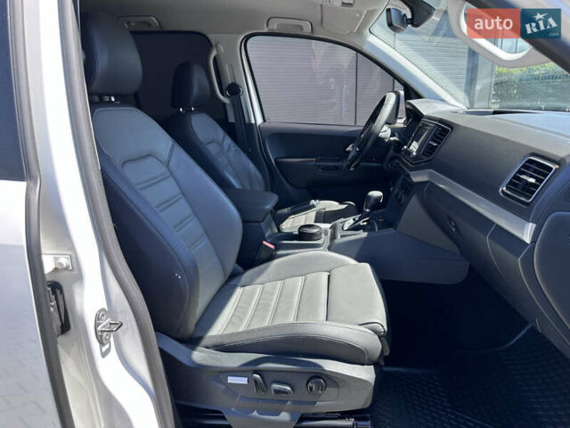 Белый Фольксваген Амарок, объемом двигателя 2.97 л и пробегом 557 тыс. км за 21000 $, фото 38 на Automoto.ua