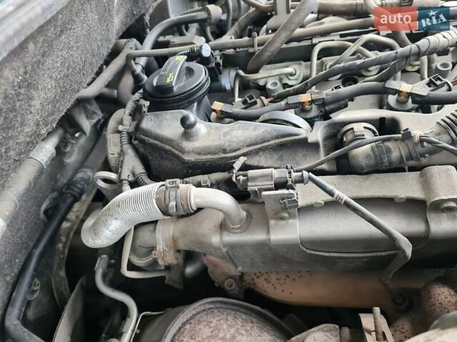 Белый Фольксваген Амарок, объемом двигателя 2 л и пробегом 270 тыс. км за 22500 $, фото 17 на Automoto.ua