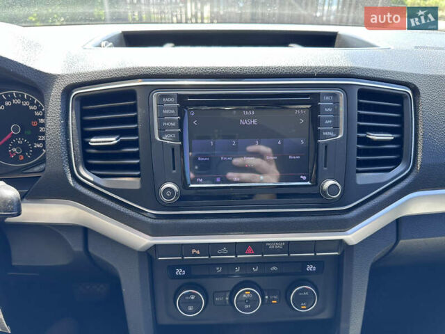 Белый Фольксваген Амарок, объемом двигателя 2.97 л и пробегом 557 тыс. км за 21000 $, фото 29 на Automoto.ua