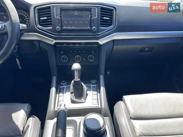 Белый Фольксваген Амарок, объемом двигателя 2.97 л и пробегом 557 тыс. км за 21000 $, фото 34 на Automoto.ua