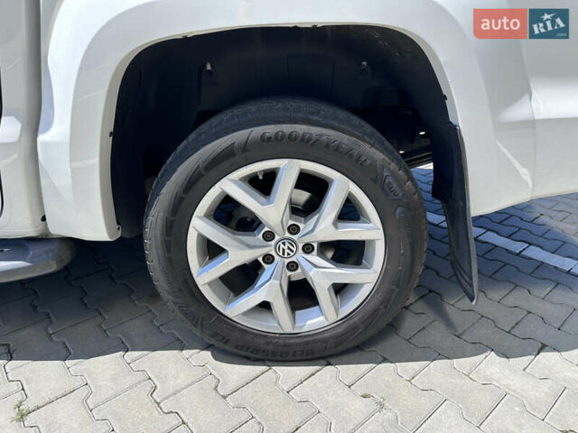 Белый Фольксваген Амарок, объемом двигателя 2.97 л и пробегом 557 тыс. км за 21000 $, фото 12 на Automoto.ua