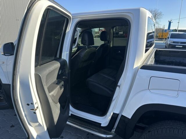 Белый Фольксваген Амарок, объемом двигателя 2 л и пробегом 253 тыс. км за 19100 $, фото 3 на Automoto.ua