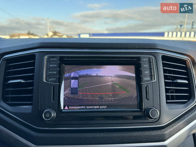 Белый Фольксваген Амарок, объемом двигателя 2.97 л и пробегом 557 тыс. км за 21000 $, фото 25 на Automoto.ua