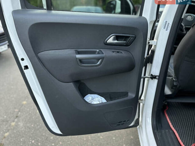 Білий Фольксваген Амарок, об'ємом двигуна 1.97 л та пробігом 287 тис. км за 23200 $, фото 18 на Automoto.ua