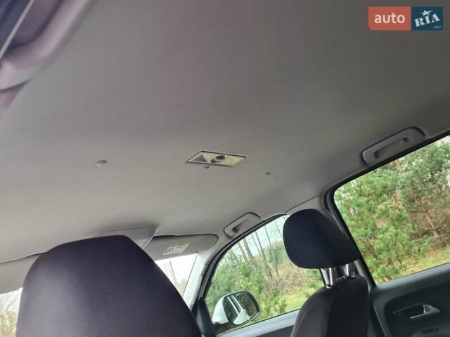 Белый Фольксваген Амарок, объемом двигателя 2 л и пробегом 270 тыс. км за 22500 $, фото 11 на Automoto.ua