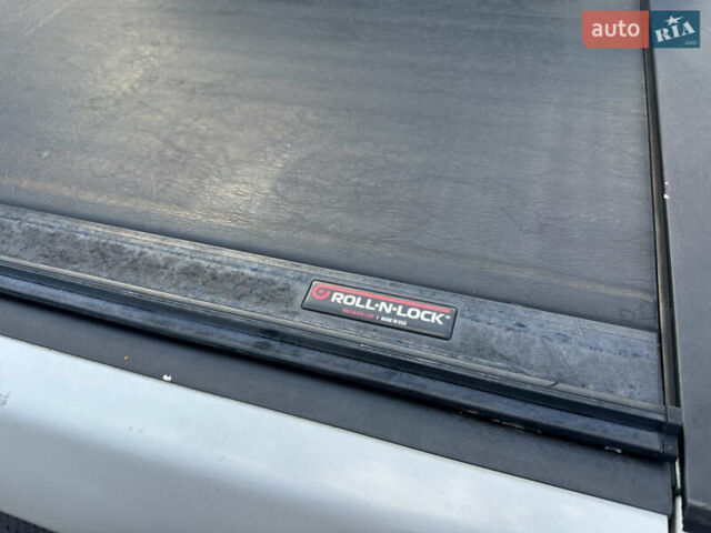 Білий Фольксваген Амарок, об'ємом двигуна 1.97 л та пробігом 287 тис. км за 23200 $, фото 5 на Automoto.ua