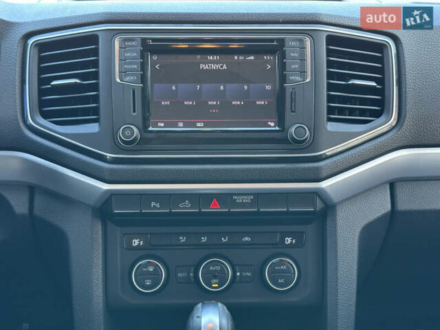 Белый Фольксваген Амарок, объемом двигателя 2.97 л и пробегом 557 тыс. км за 21000 $, фото 22 на Automoto.ua