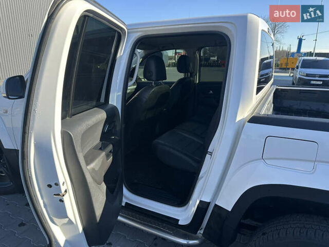 Белый Фольксваген Амарок, объемом двигателя 1.97 л и пробегом 255 тыс. км за 19000 $, фото 6 на Automoto.ua