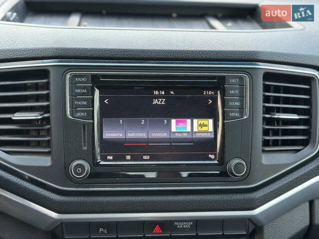 Белый Фольксваген Амарок, объемом двигателя 1.97 л и пробегом 287 тыс. км за 23200 $, фото 11 на Automoto.ua