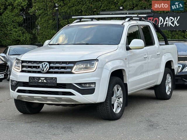 Белый Фольксваген Амарок, объемом двигателя 1.97 л и пробегом 287 тыс. км за 23200 $, фото 1 на Automoto.ua