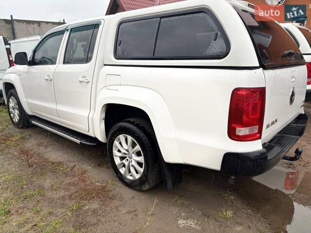 Белый Фольксваген Амарок, объемом двигателя 1.97 л и пробегом 272 тыс. км за 25000 $, фото 4 на Automoto.ua