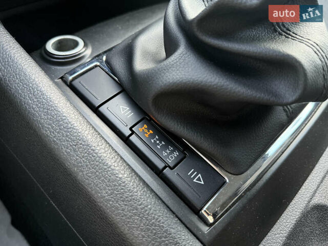 Белый Фольксваген Амарок, объемом двигателя 1.97 л и пробегом 139 тыс. км за 22900 $, фото 17 на Automoto.ua