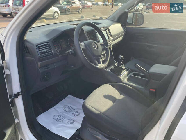 Белый Фольксваген Амарок, объемом двигателя 2 л и пробегом 135 тыс. км за 22900 $, фото 8 на Automoto.ua