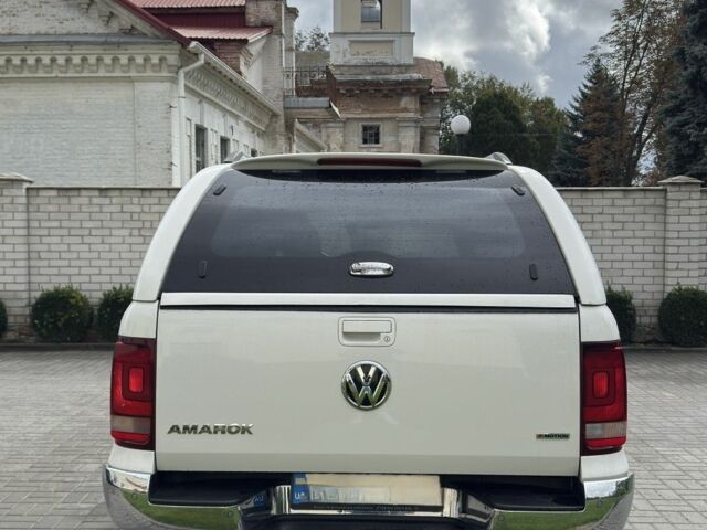 Белый Фольксваген Амарок, объемом двигателя 2 л и пробегом 235 тыс. км за 28000 $, фото 1 на Automoto.ua
