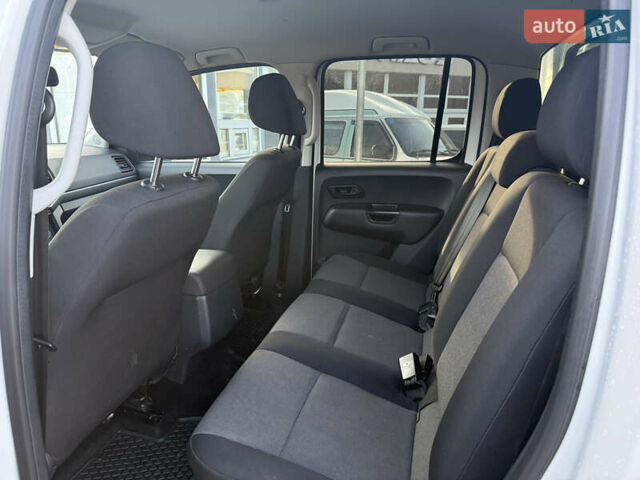 Белый Фольксваген Амарок, объемом двигателя 1.97 л и пробегом 139 тыс. км за 22900 $, фото 10 на Automoto.ua