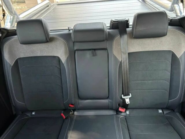 Білий Фольксваген Амарок, об'ємом двигуна 3 л та пробігом 12 тис. км за 14000 $, фото 10 на Automoto.ua