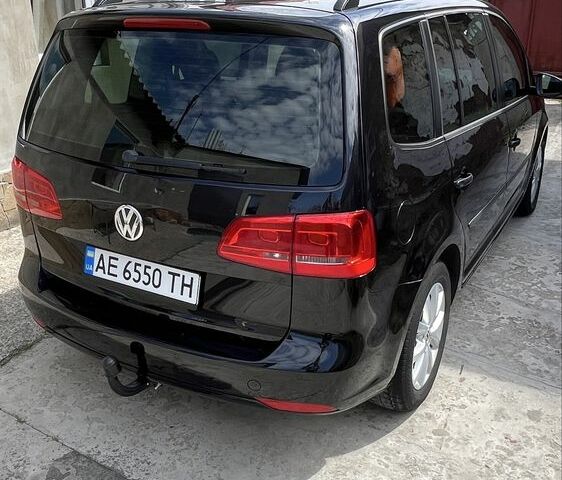 Черный Фольксваген Амарок, объемом двигателя 1.6 л и пробегом 220 тыс. км за 12000 $, фото 2 на Automoto.ua