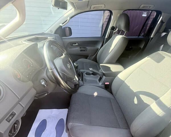 Черный Фольксваген Амарок, объемом двигателя 1.97 л и пробегом 190 тыс. км за 14999 $, фото 16 на Automoto.ua