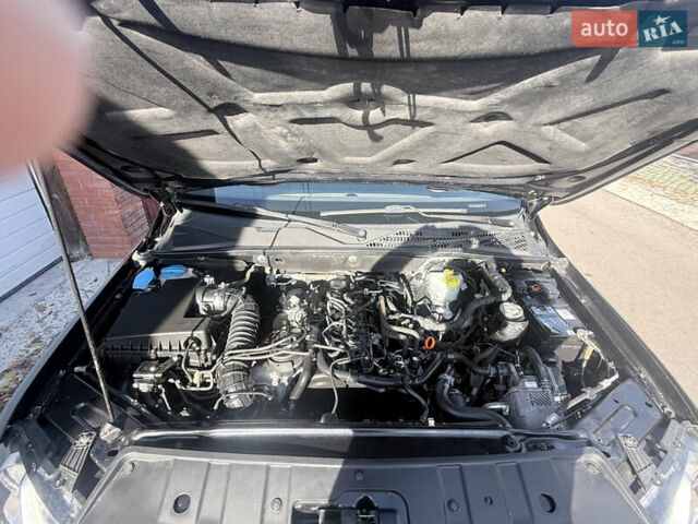 Черный Фольксваген Амарок, объемом двигателя 1.97 л и пробегом 190 тыс. км за 14999 $, фото 13 на Automoto.ua