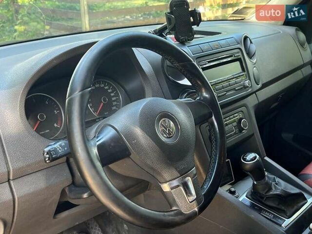 Черный Фольксваген Амарок, объемом двигателя 2 л и пробегом 217 тыс. км за 14690 $, фото 19 на Automoto.ua