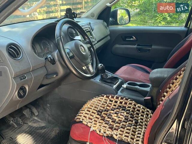 Черный Фольксваген Амарок, объемом двигателя 2 л и пробегом 217 тыс. км за 14690 $, фото 17 на Automoto.ua