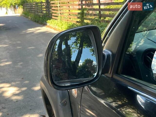 Черный Фольксваген Амарок, объемом двигателя 2 л и пробегом 217 тыс. км за 14690 $, фото 14 на Automoto.ua