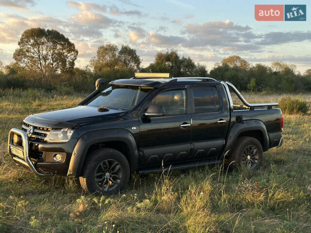 Черный Фольксваген Амарок, объемом двигателя 1.97 л и пробегом 315 тыс. км за 10700 $, фото 2 на Automoto.ua