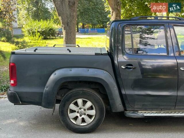 Черный Фольксваген Амарок, объемом двигателя 2 л и пробегом 217 тыс. км за 14690 $, фото 5 на Automoto.ua