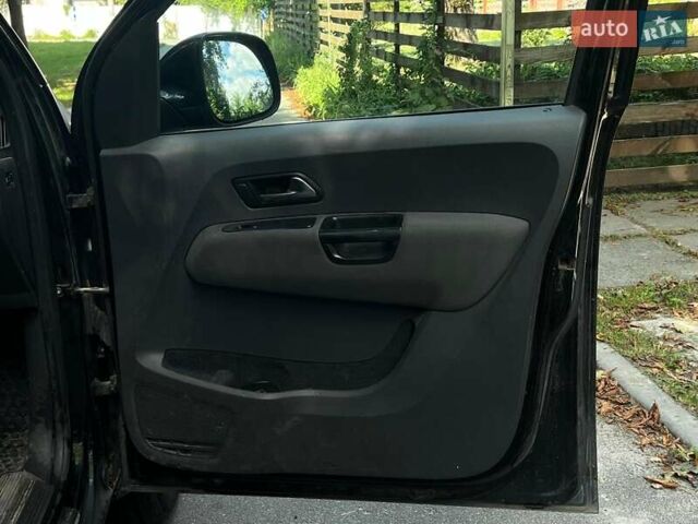 Черный Фольксваген Амарок, объемом двигателя 2 л и пробегом 217 тыс. км за 14690 $, фото 29 на Automoto.ua