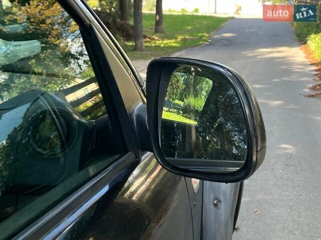 Черный Фольксваген Амарок, объемом двигателя 2 л и пробегом 217 тыс. км за 14690 $, фото 16 на Automoto.ua