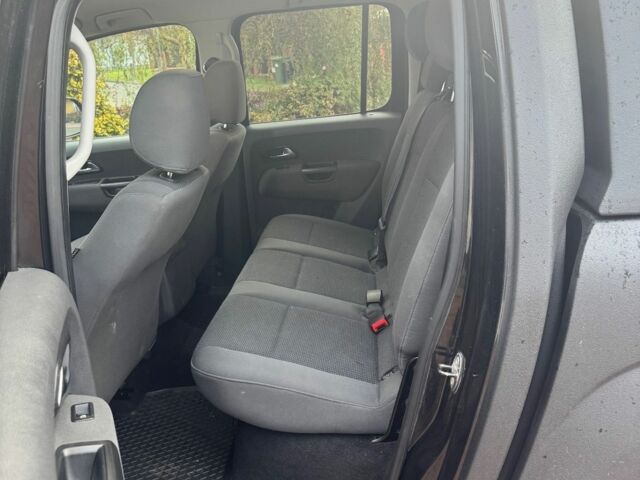 Черный Фольксваген Амарок, объемом двигателя 2 л и пробегом 218 тыс. км за 3300 $, фото 10 на Automoto.ua