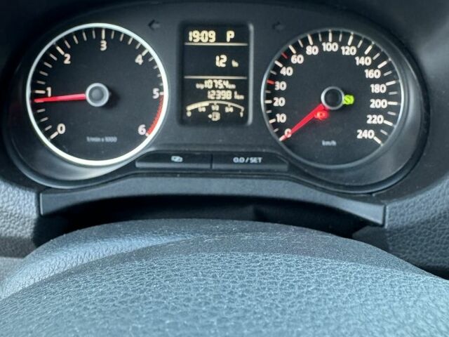 Черный Фольксваген Амарок, объемом двигателя 2 л и пробегом 123 тыс. км за 15000 $, фото 7 на Automoto.ua